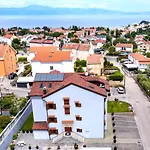 Kvarner アパート マリンスカ